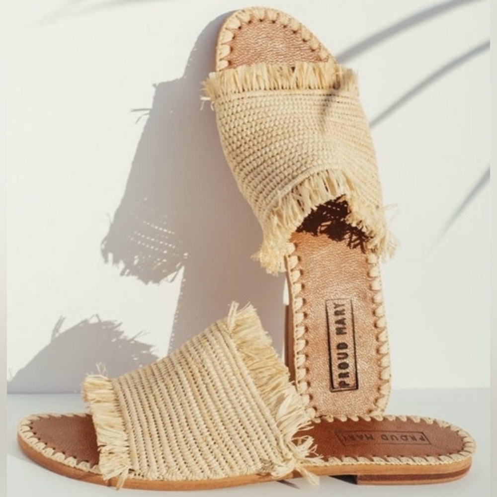 Raffia Fringe Slide
